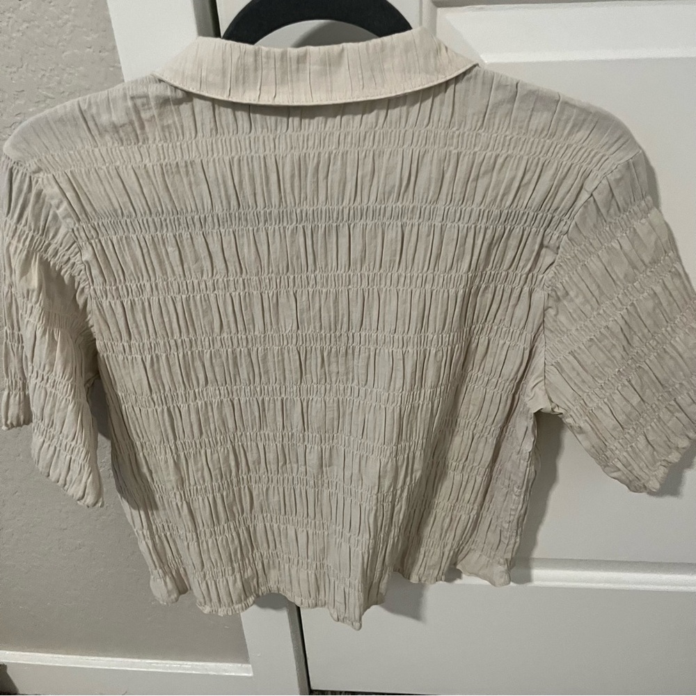 Collared Blouse - Picture 2 of 3